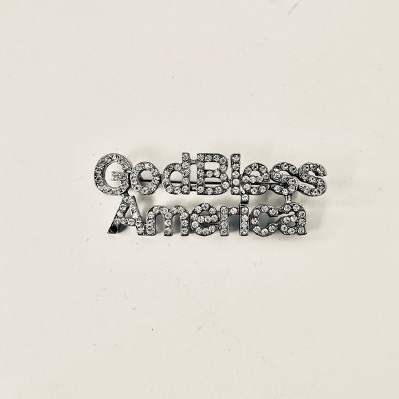 Vintage God Bless America Silver/Sparkling , Brooch/Pin.  Length 2’. Width 1’. - Picture 1 of 3